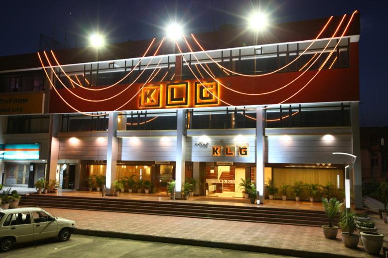 Hotel Klg International Zirakpur Buitenkant foto